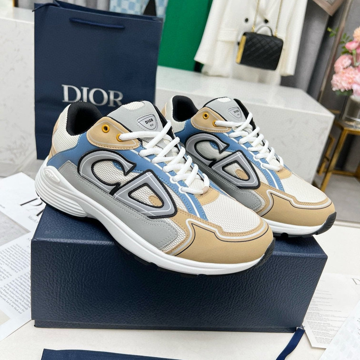 CD B30 SNEAKER WHITE AND FLAX MESH FABRIC