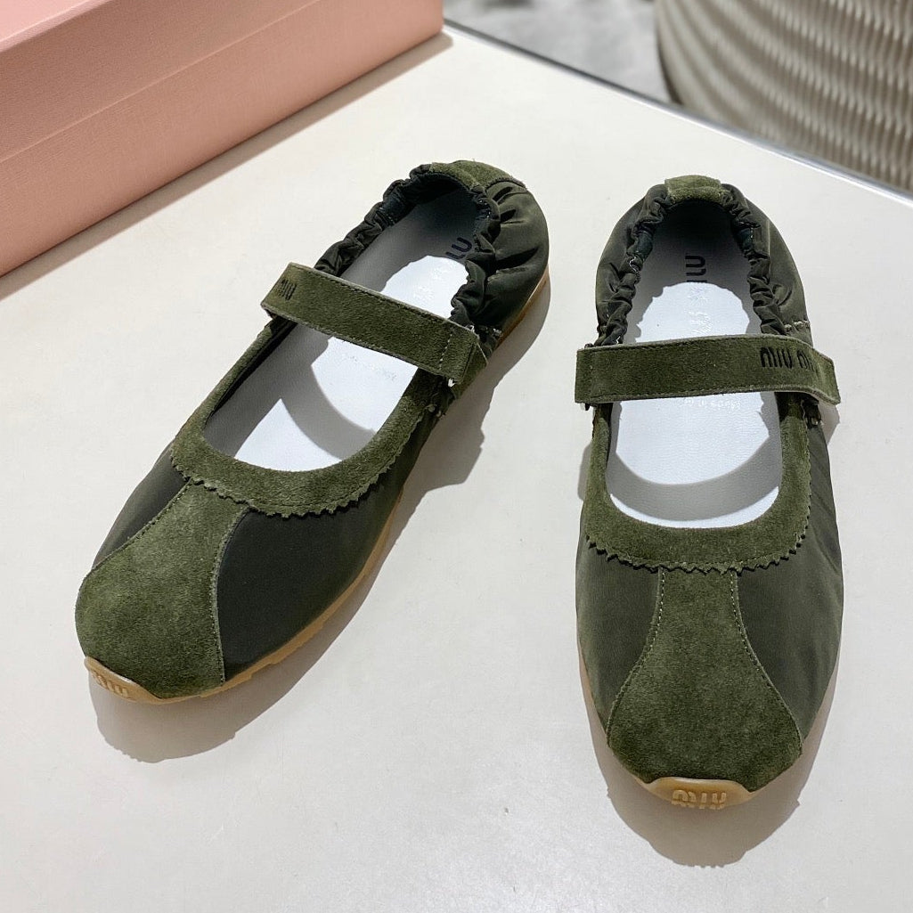 Miu Miu 2026 Ballet Flat Green Suede Fabric 618678