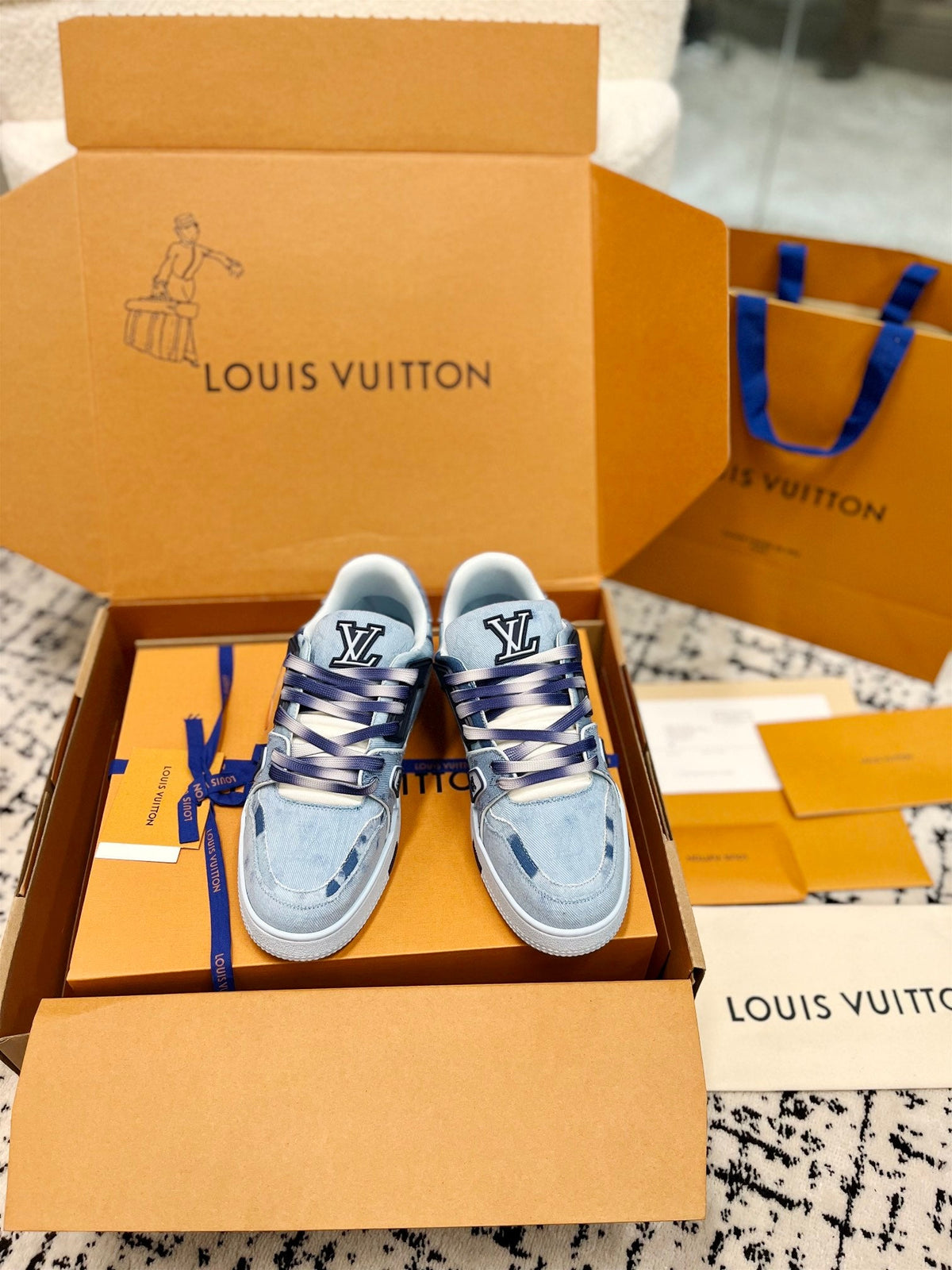 LV Trainer Sneaker Bleu Denim Fabric