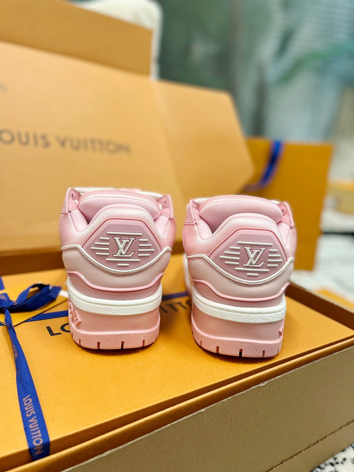 LV Trainer Maxi Sneaker Pink Pastel Cowhhide