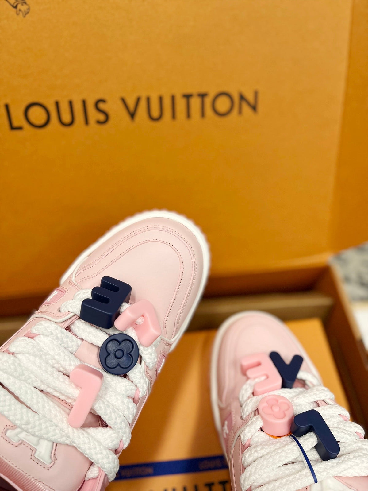 LV Trainer Maxi Sneaker Pink Pastel Cowhhide
