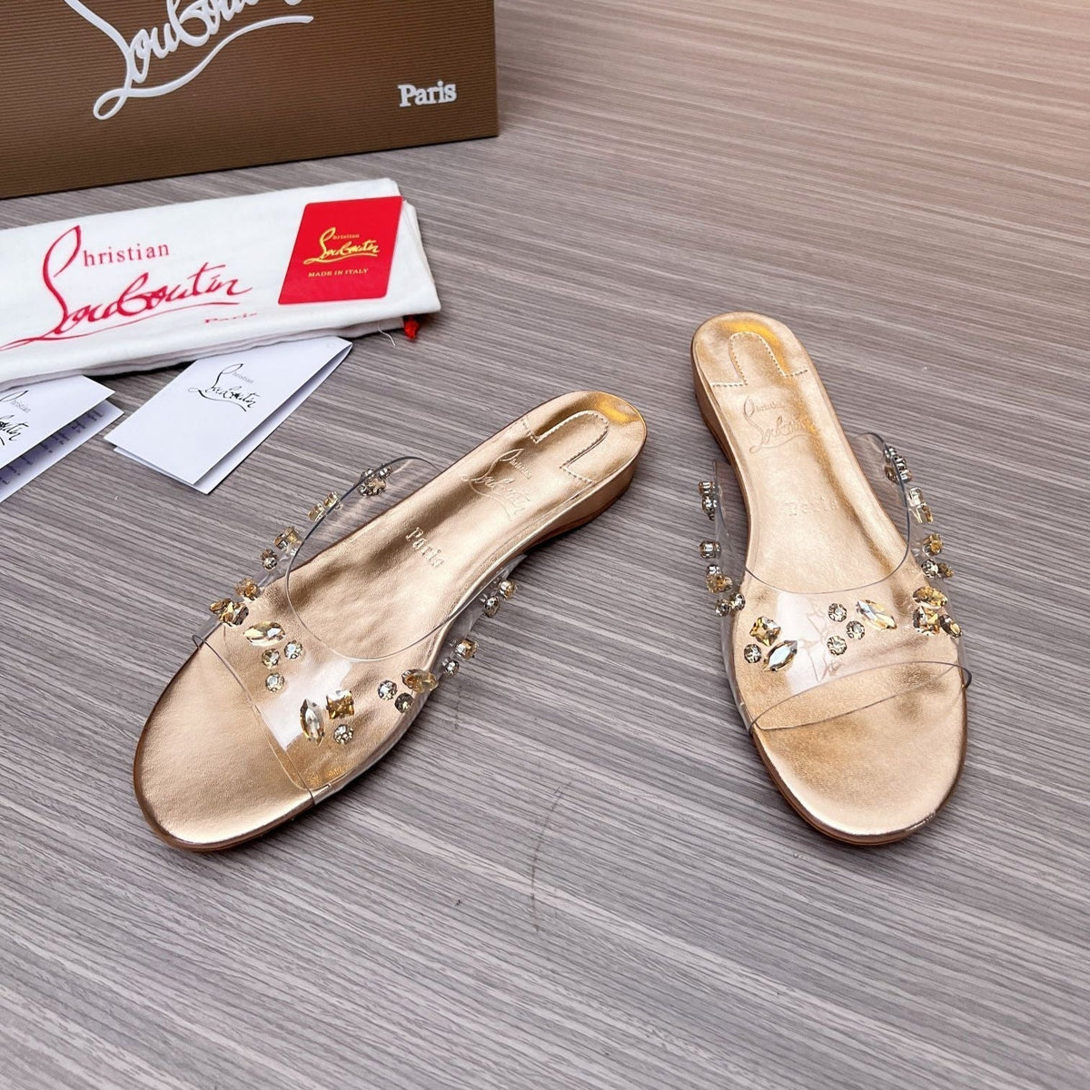 CL Slippers Gold PVC and Iridescent Nappa Leather 251048