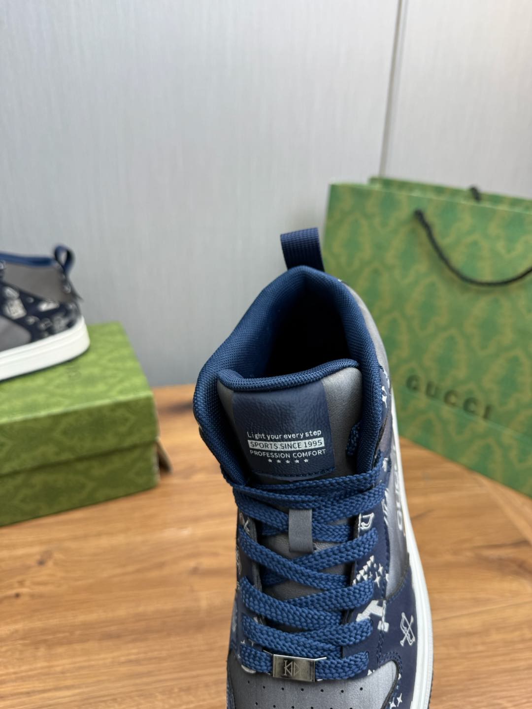 GG Men's Sneaker Navy Blue Cowhide 527700