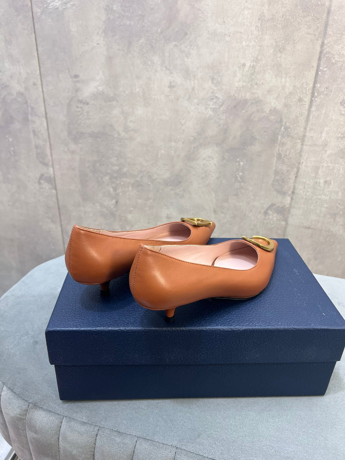 CD 26 High-Heeled 40 Pumps Tan Cowhide 594576