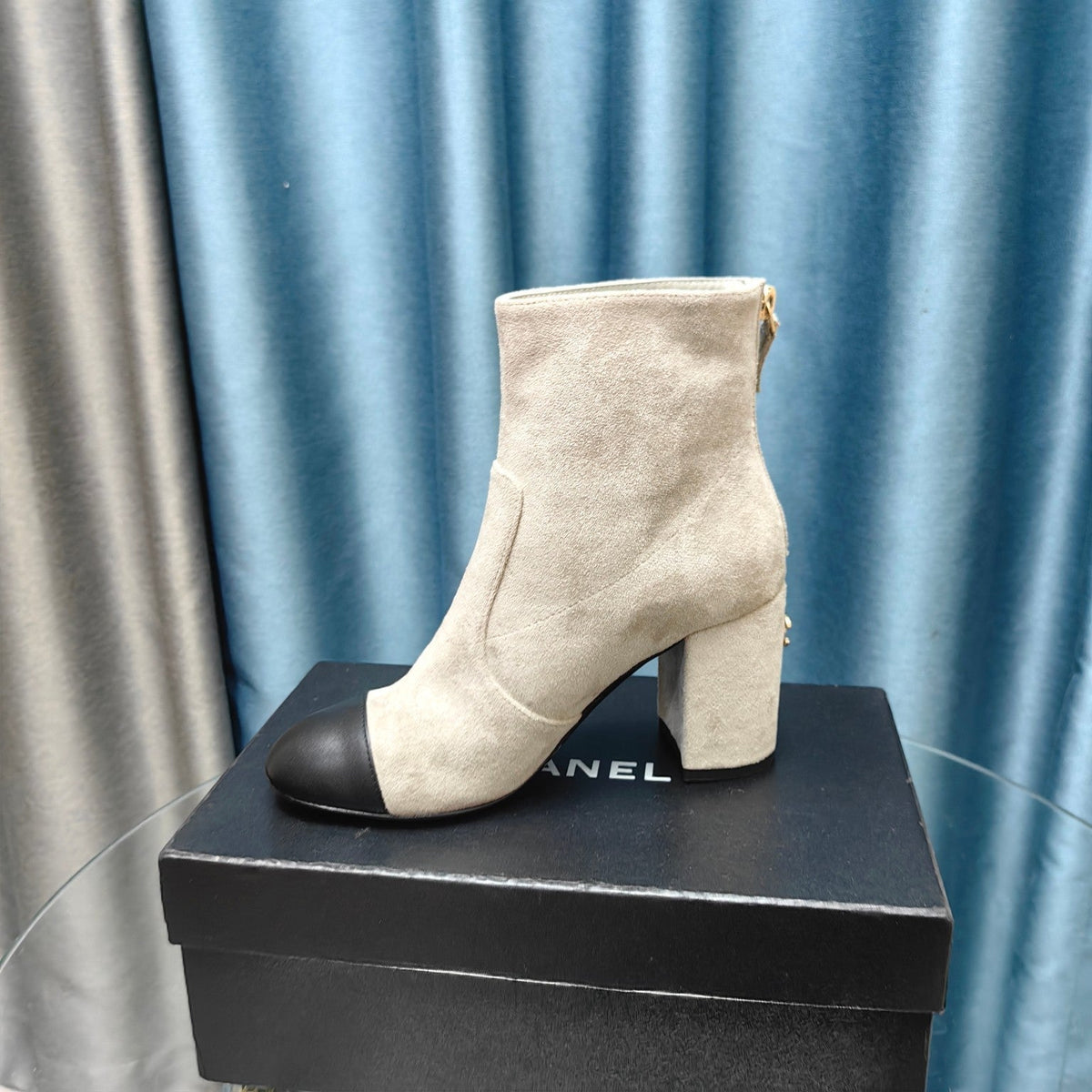 CC Ankle Boots 70mm White Suede