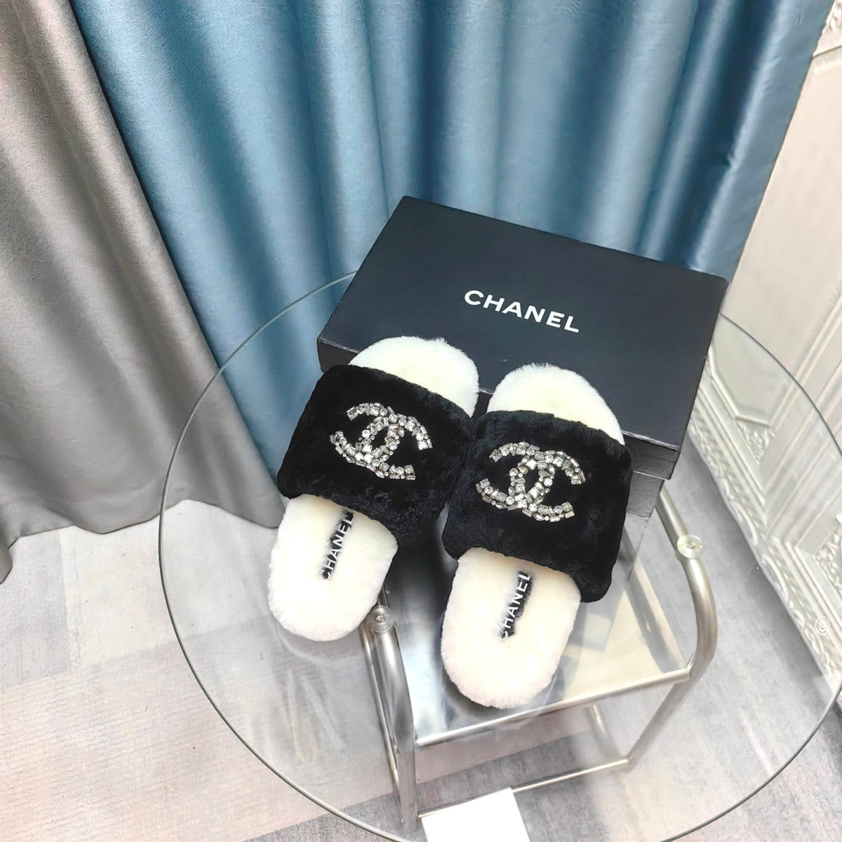 CC Slippers Black Mix White With Logo Fleece