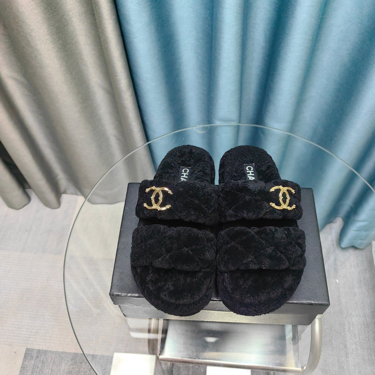 CC Slippers Black Pattern Fleece Wool