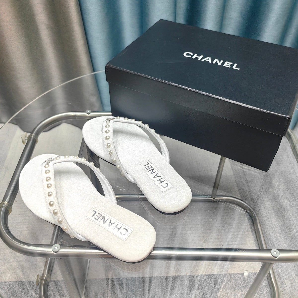 CC Thong White Velvet Pearl