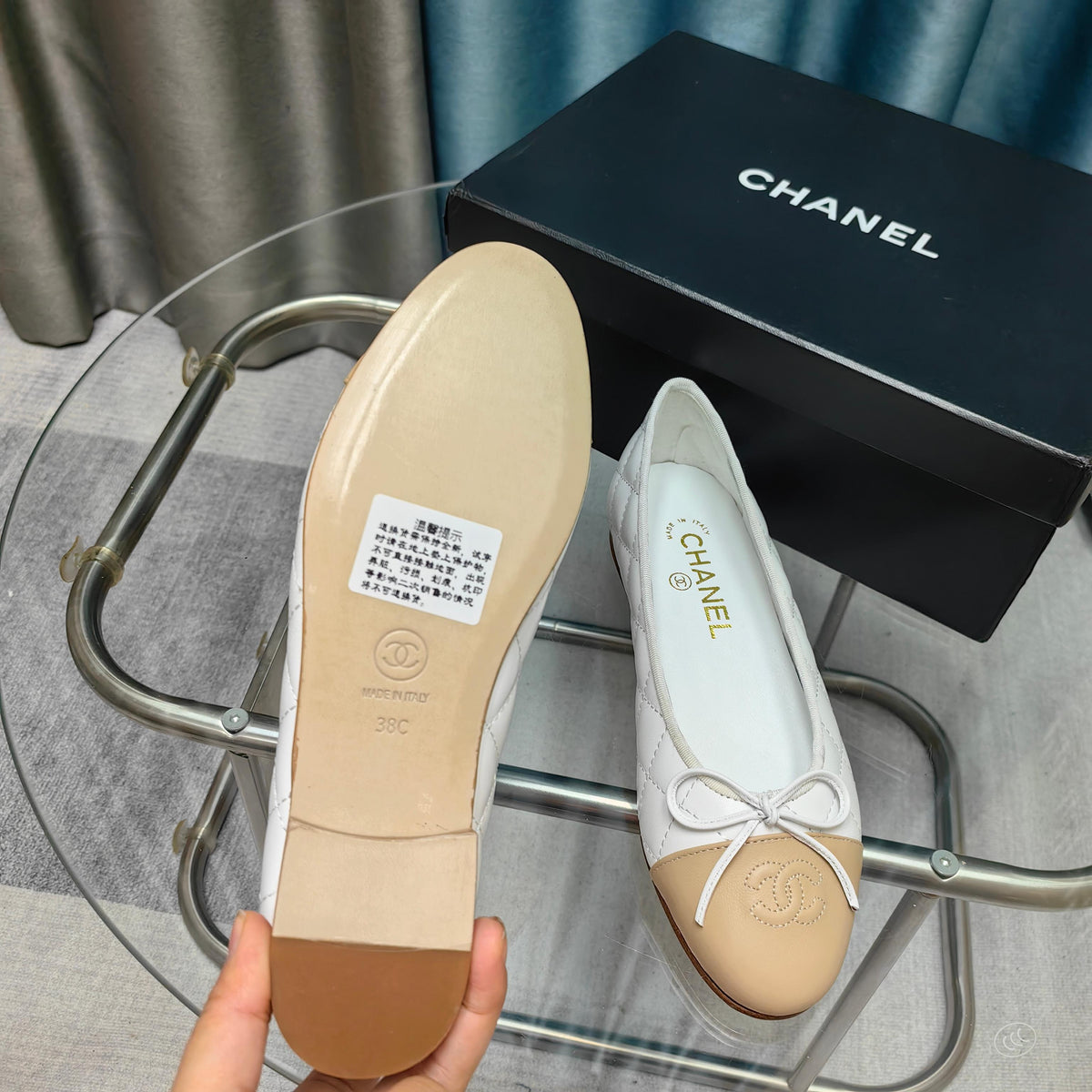 CC 25P Ballet Flat White Beige Quilted Calfskin