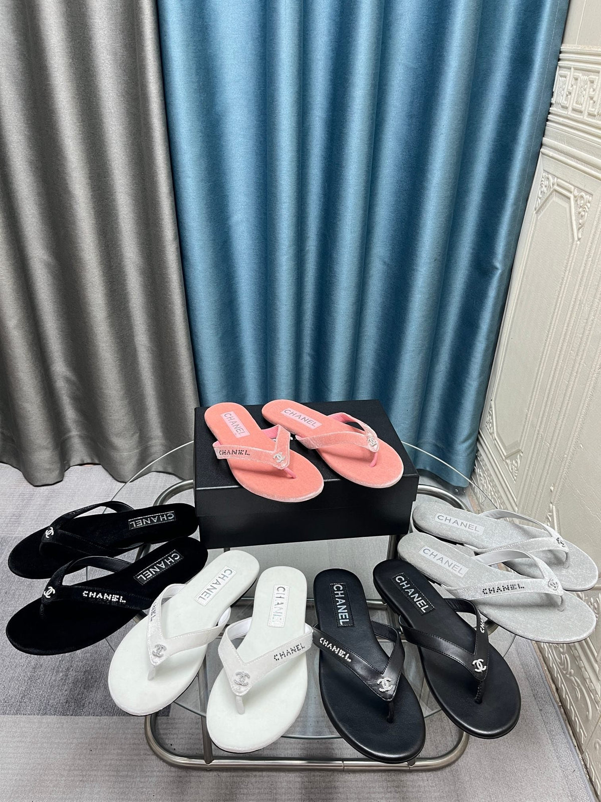 CC 25 Thong Sandal Pink Velvet Diamond