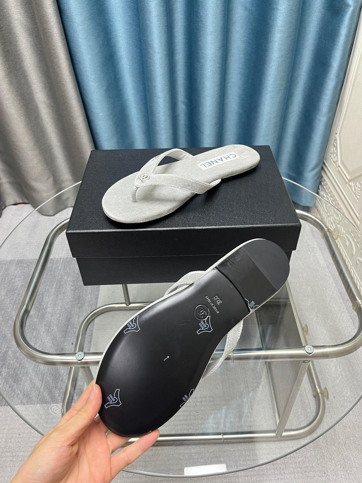 CC 25 Thong Sandal Grey Velvet Diamond