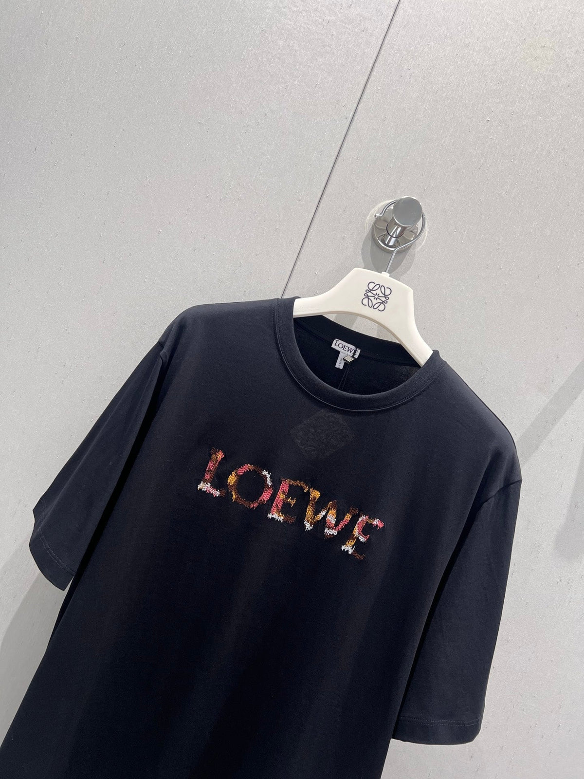 Loewe 25 Embroidered Short-sleeved T-shirt Black Cotton 221445