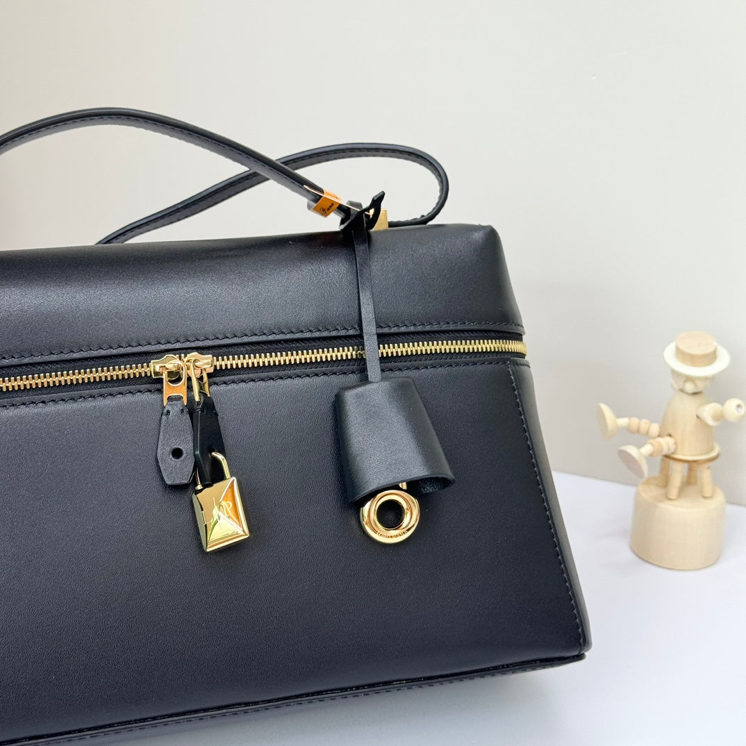LP Extra Bag 27cm Black Smooth Calfskin