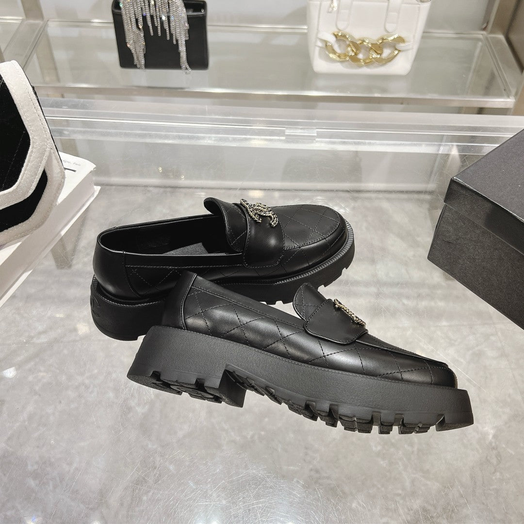 CC Moccasins Black Cowhide