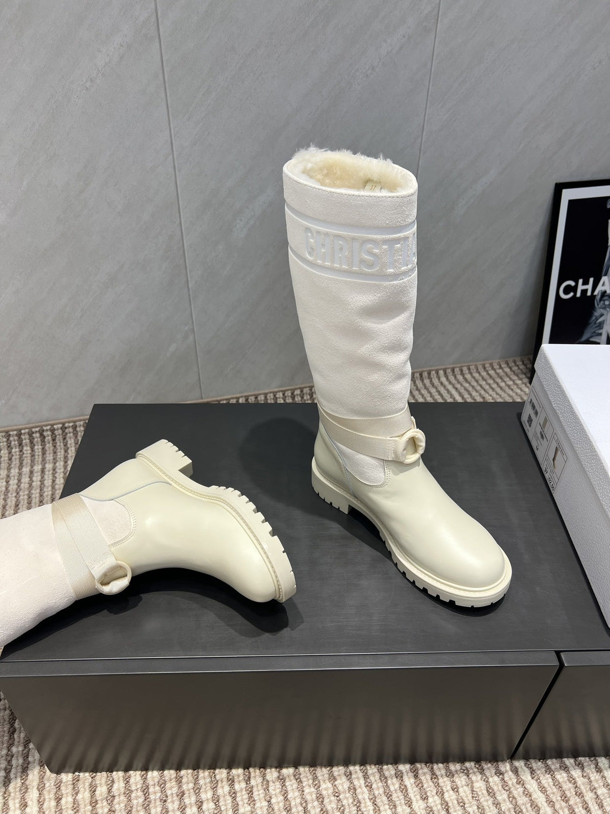 Dior 2025 Boot White Suede Cowhide Fur 502074