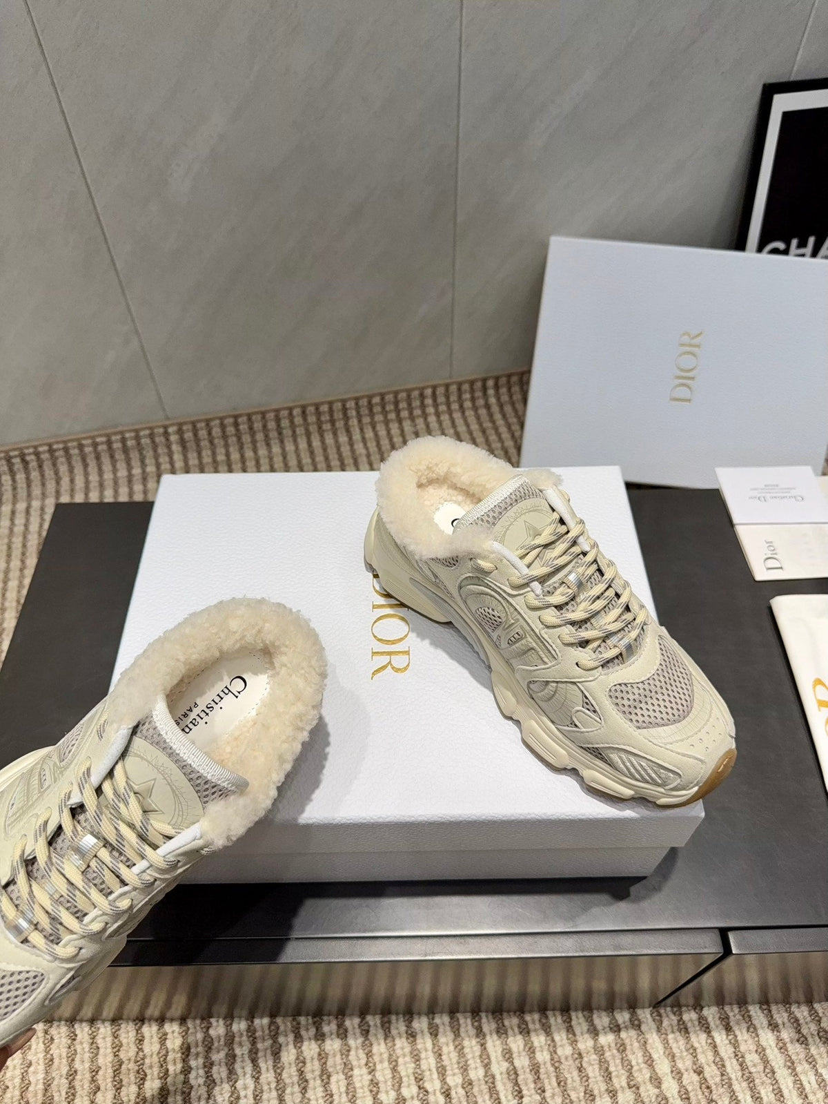 CD platform casual sneaker cream wool suede mesh 539683