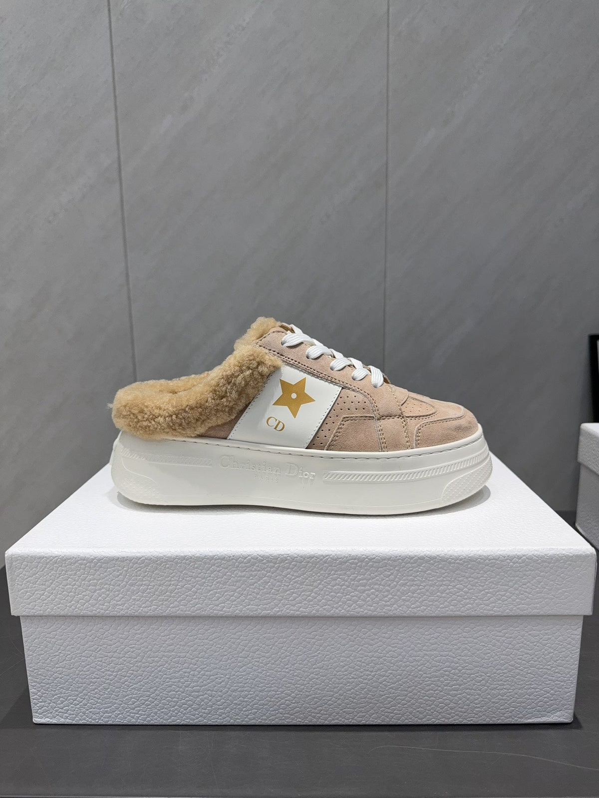 CD Star sneakers pink beige cowhide wool 539689