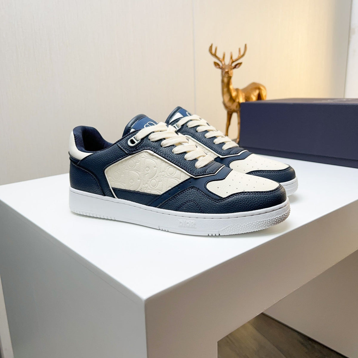CD 25 B57 Sneaker Blue White Cowhide 750640