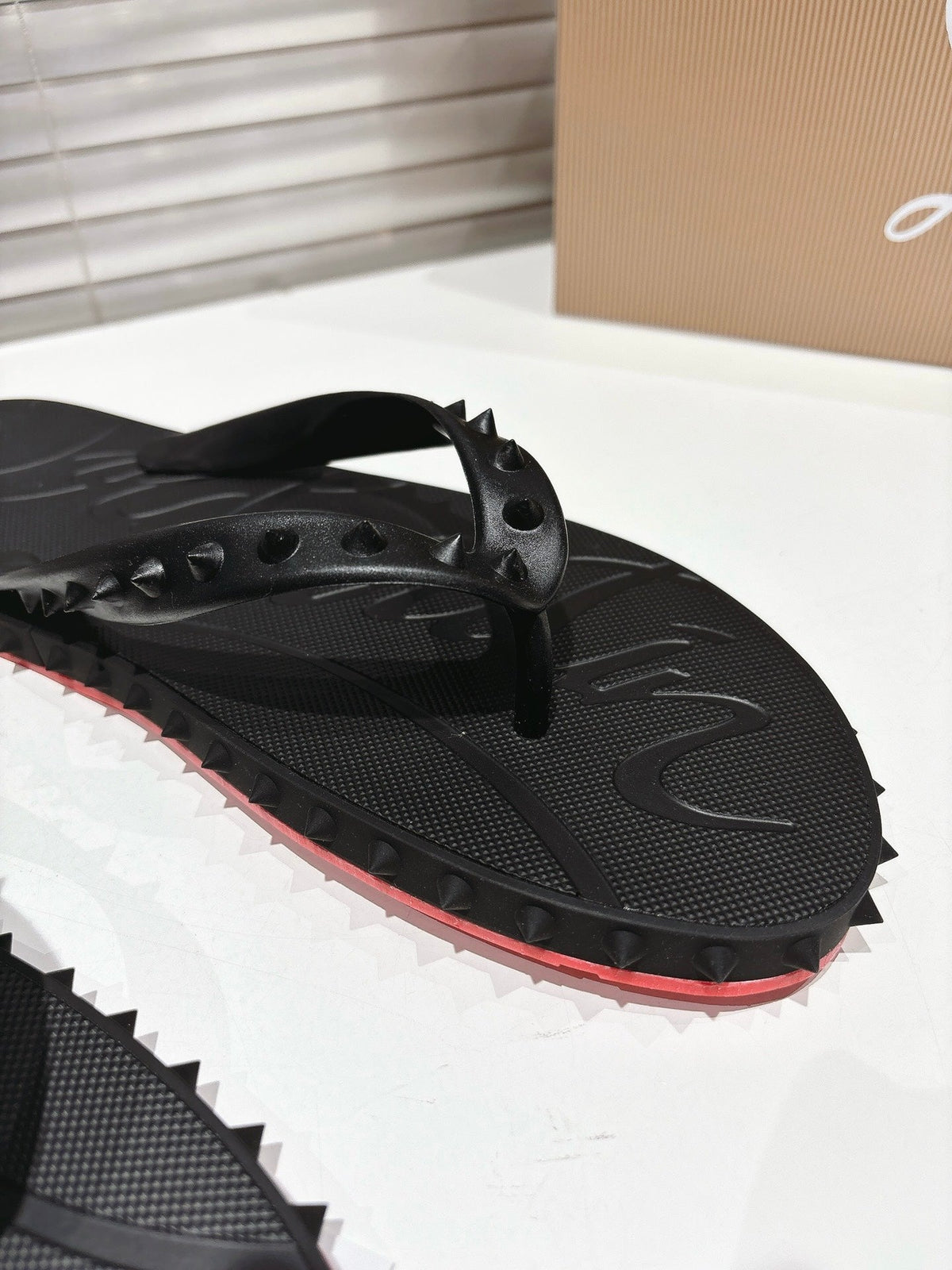 CL 25 Super Loubi Flip Thongs Rubber 242401