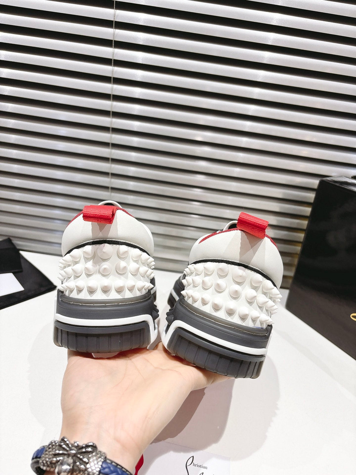 CL 25 Astroloubi Couple's Sneaker Black White Cowhide 323158