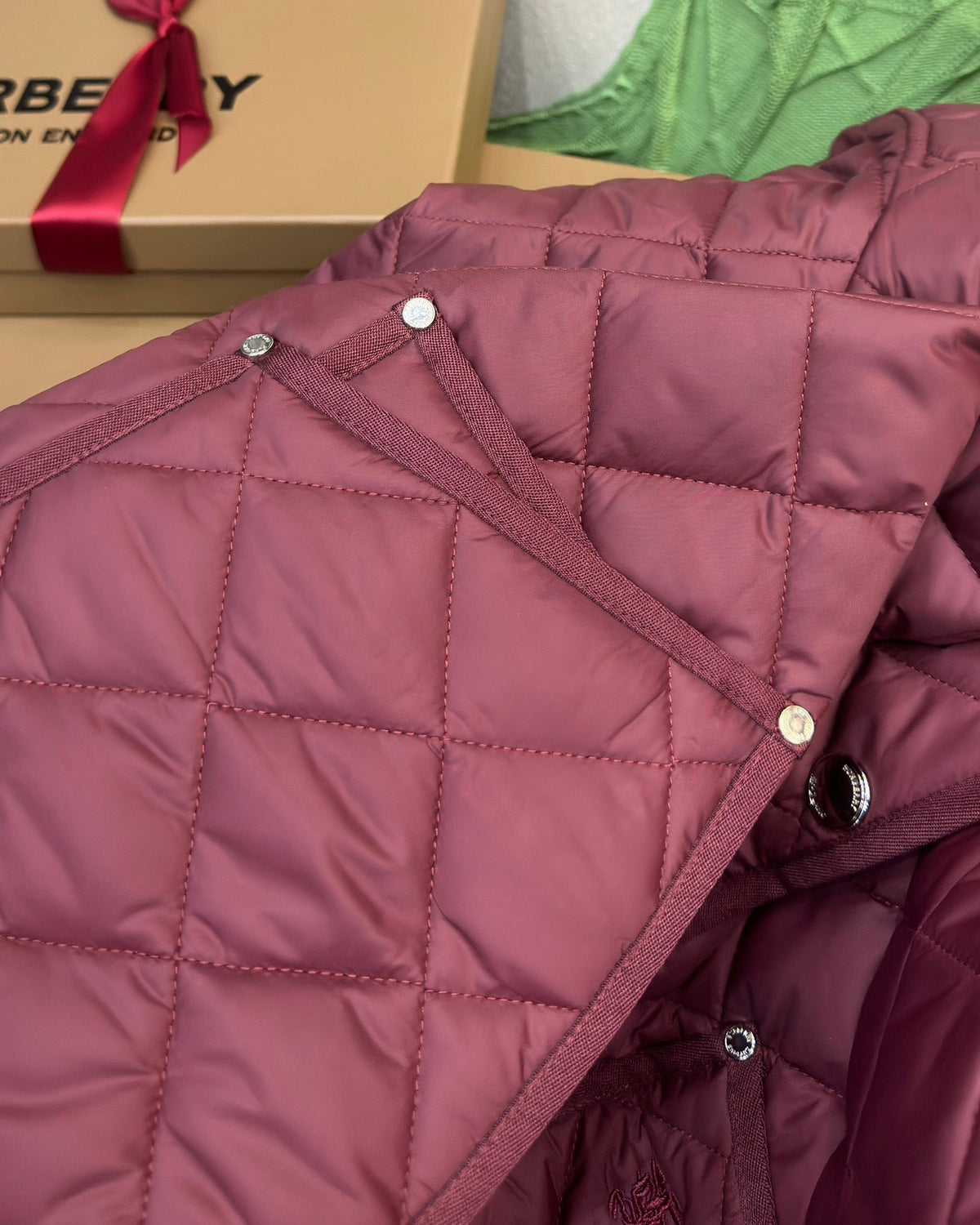 Burberry 25 Quilted  Hooded Long Coat Burgundy Polyester Cotton