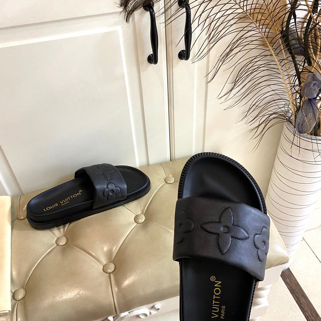 LV Shore Flat Comfort Mule Black Lambskin