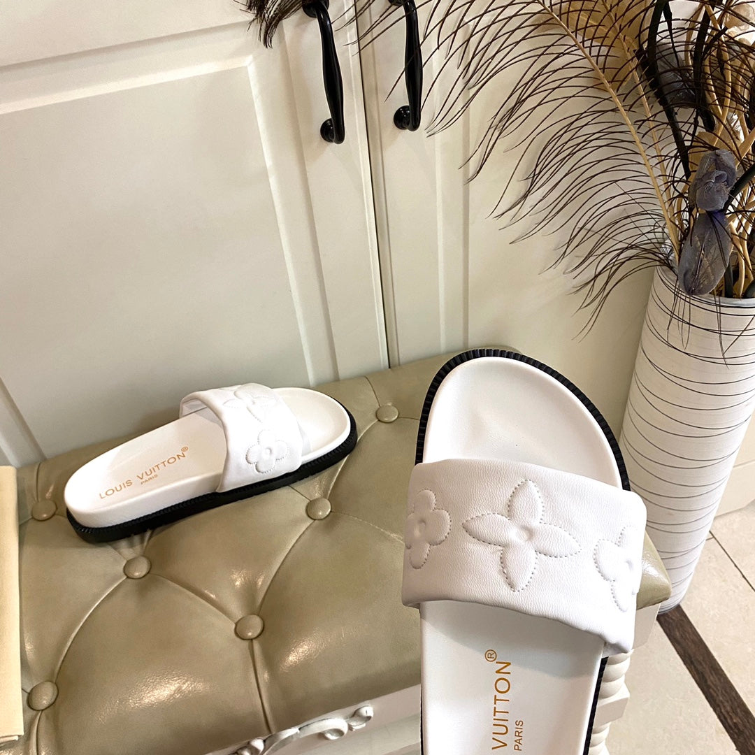 LV Shore Flat Comfort Mule White Lambskin