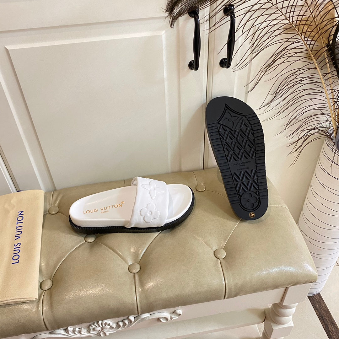 LV Shore Flat Comfort Mule White Lambskin