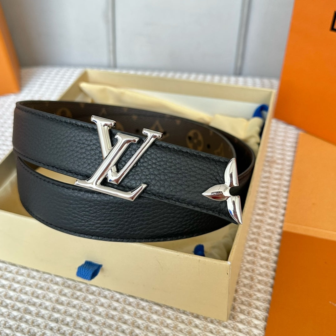 PRETTY LV 30MM REVERSIBLE BELT IN BLACK CALFSKIN SILVER HARDWARE