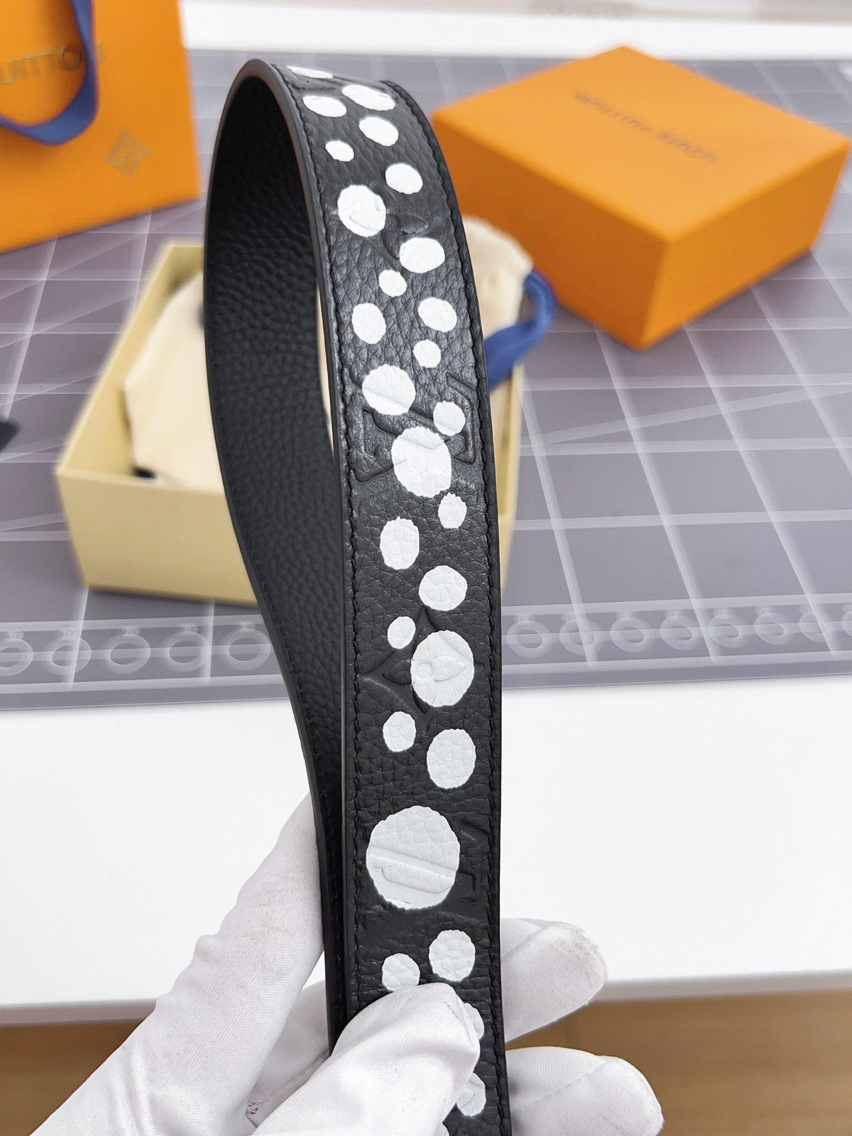 LV Bloom 30mm Belt Silver Buckle Black White Leather