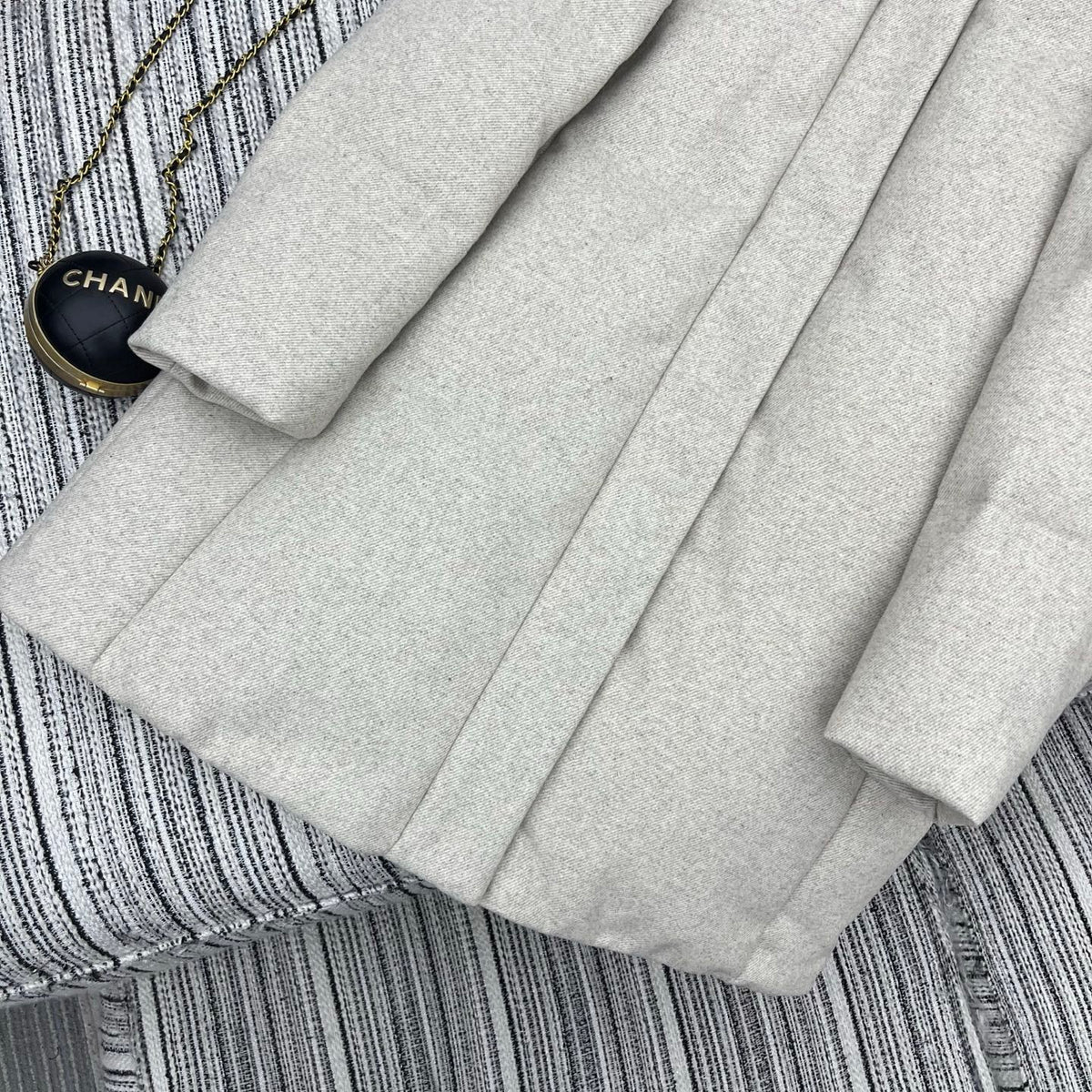 LP 25 Mid-Length Jacket Ivory Wool Fabric Down 308184