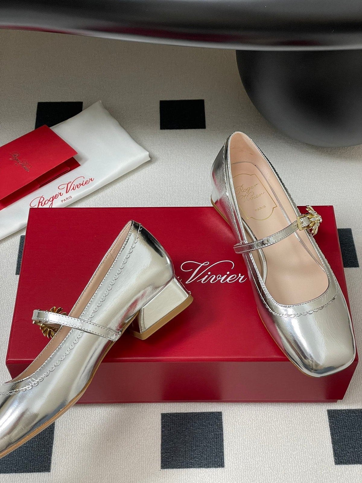 Viv 25 Mary Jane 2.5cm Silver Patent Calf Leather 247888