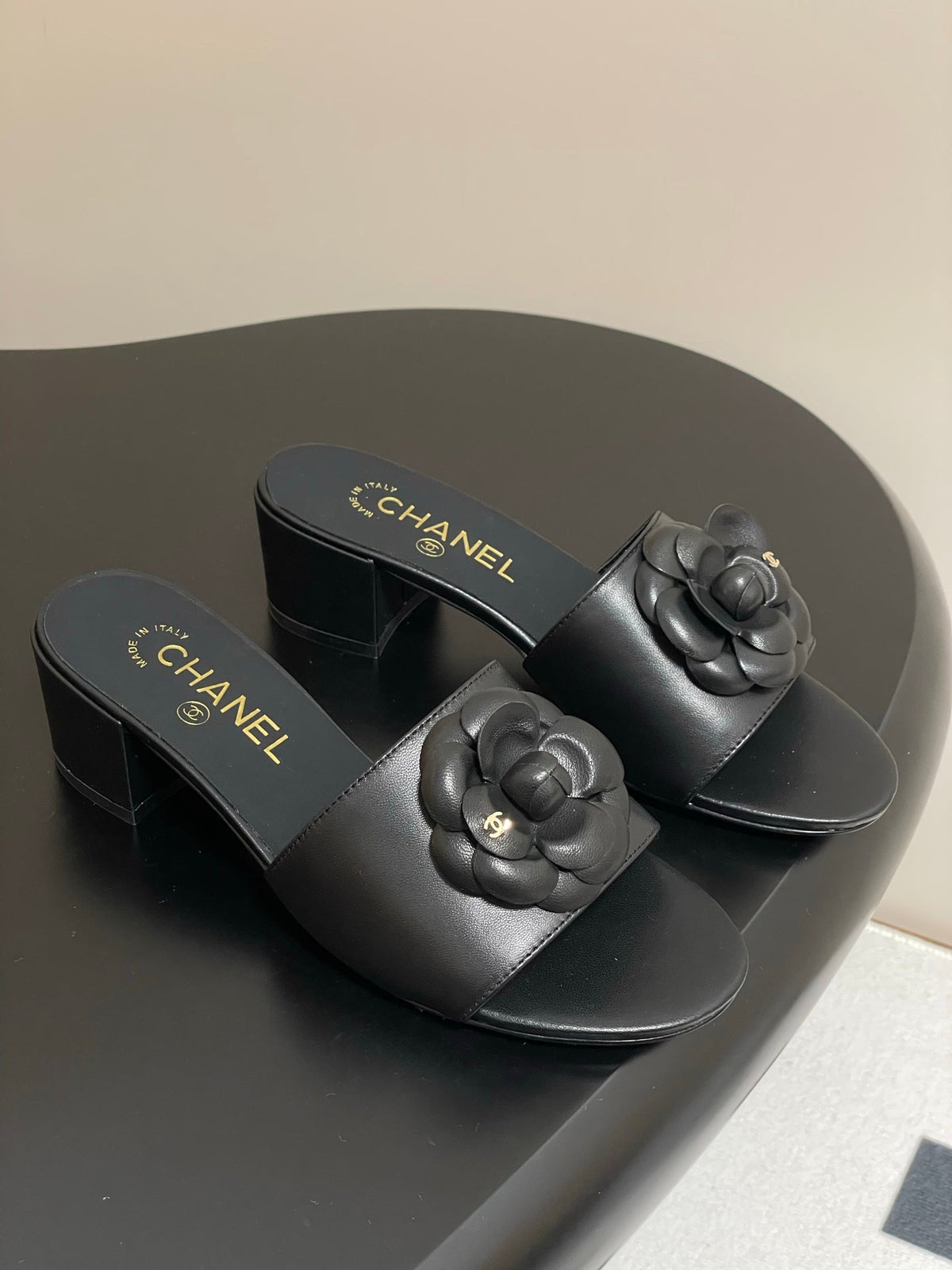 CC 25S Sandal Flower
