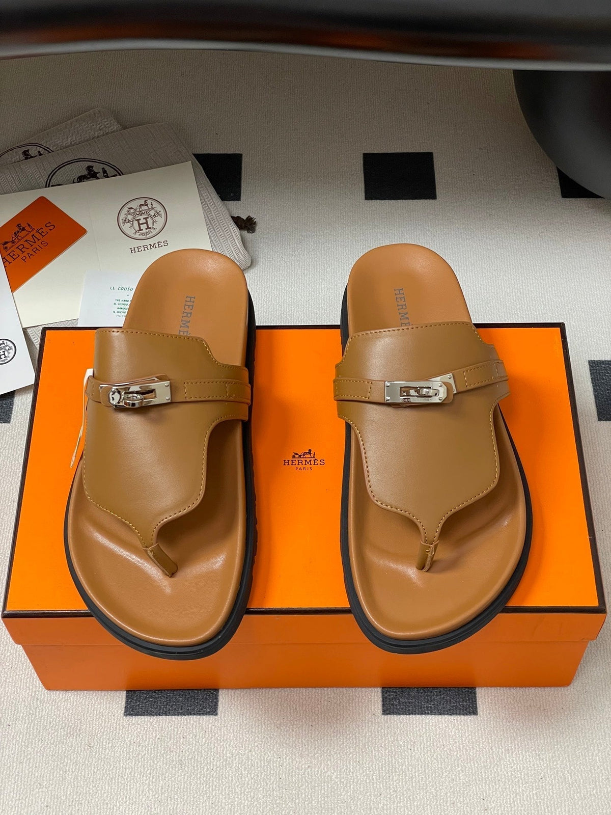 HM Empire Sandal Brown Cowhide 377540