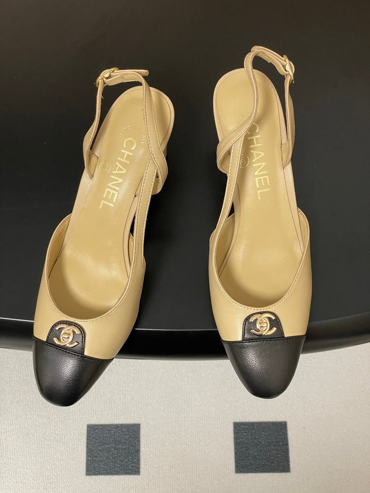 Chanel 25 Slingback 50mm Beige Black Lambskin 473216