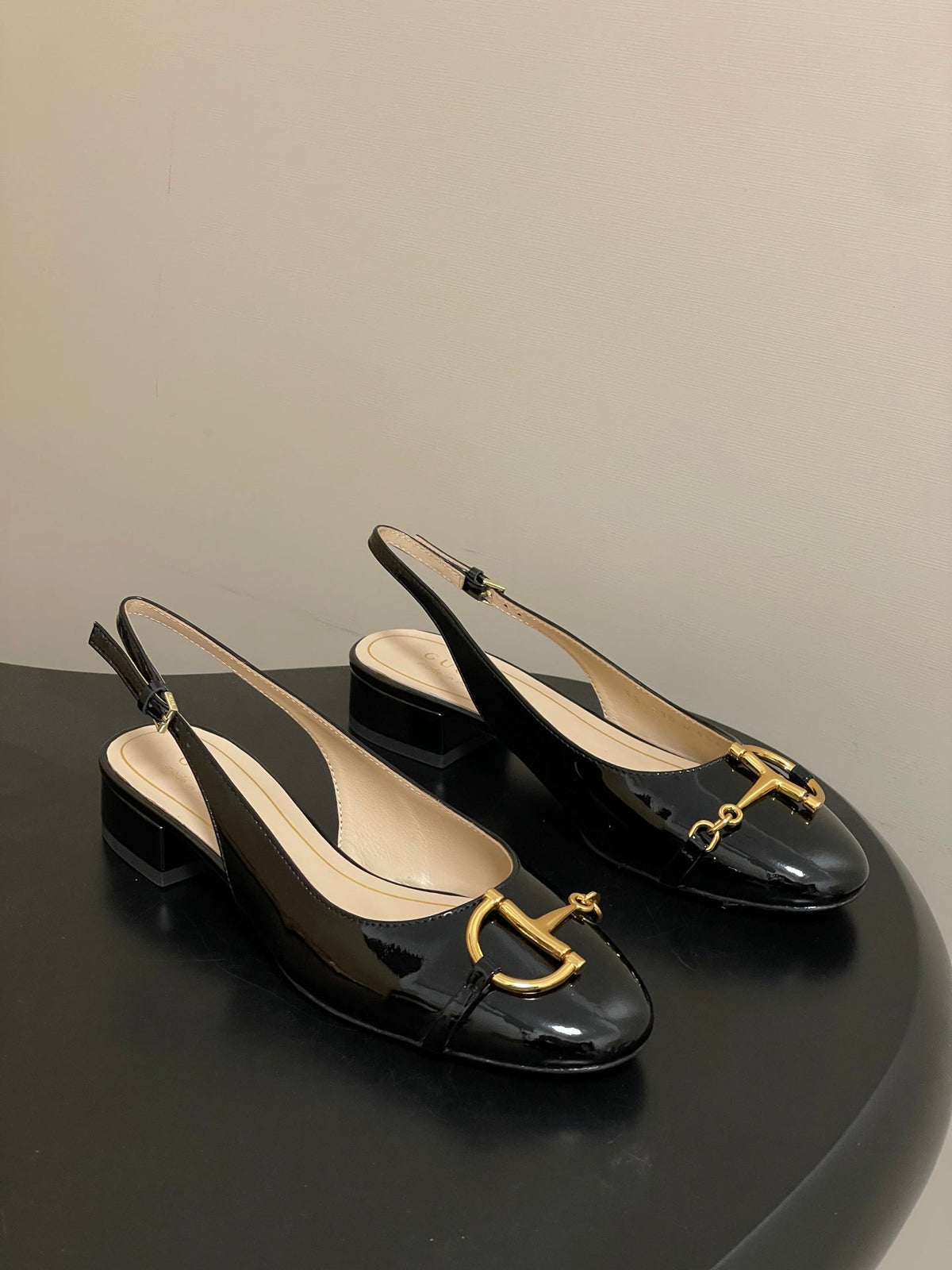 GG 26ss Big D Half HorseBit Mary Jane Black Patent Leather 593506