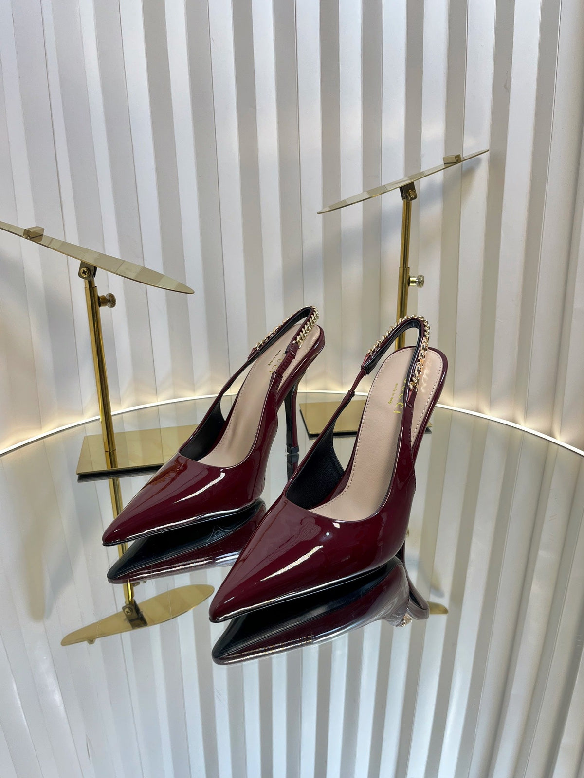 GG Gucci Signoria Slingback pump 100mm Red Patent Leather 234259
