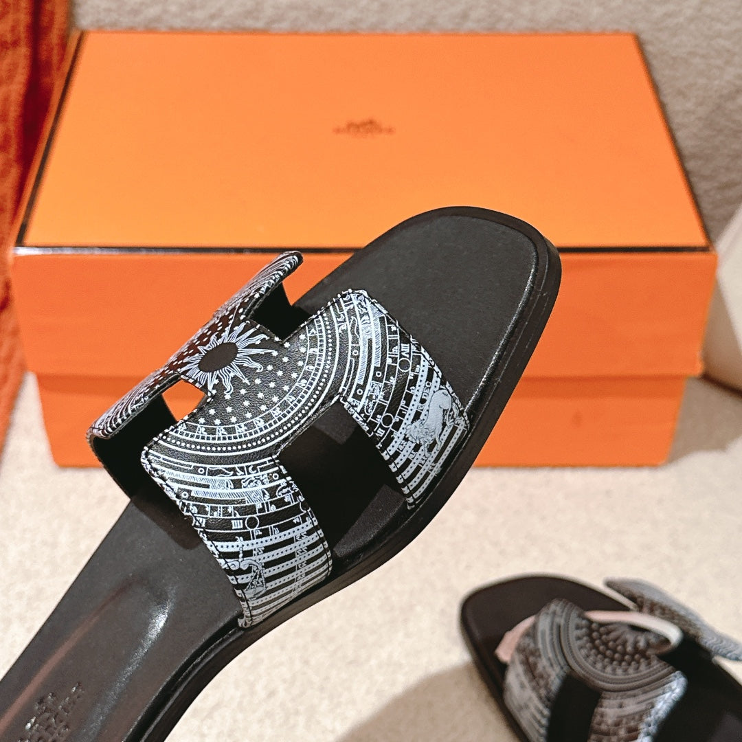 HM 3D Oran Sandals Black Calfskin 243961