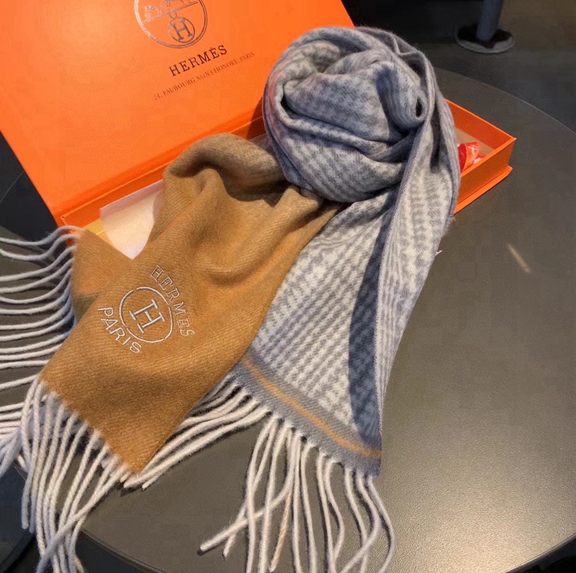 Scarf 180 CM Light Brown Gradient Grey Caro Cashmere 398223
