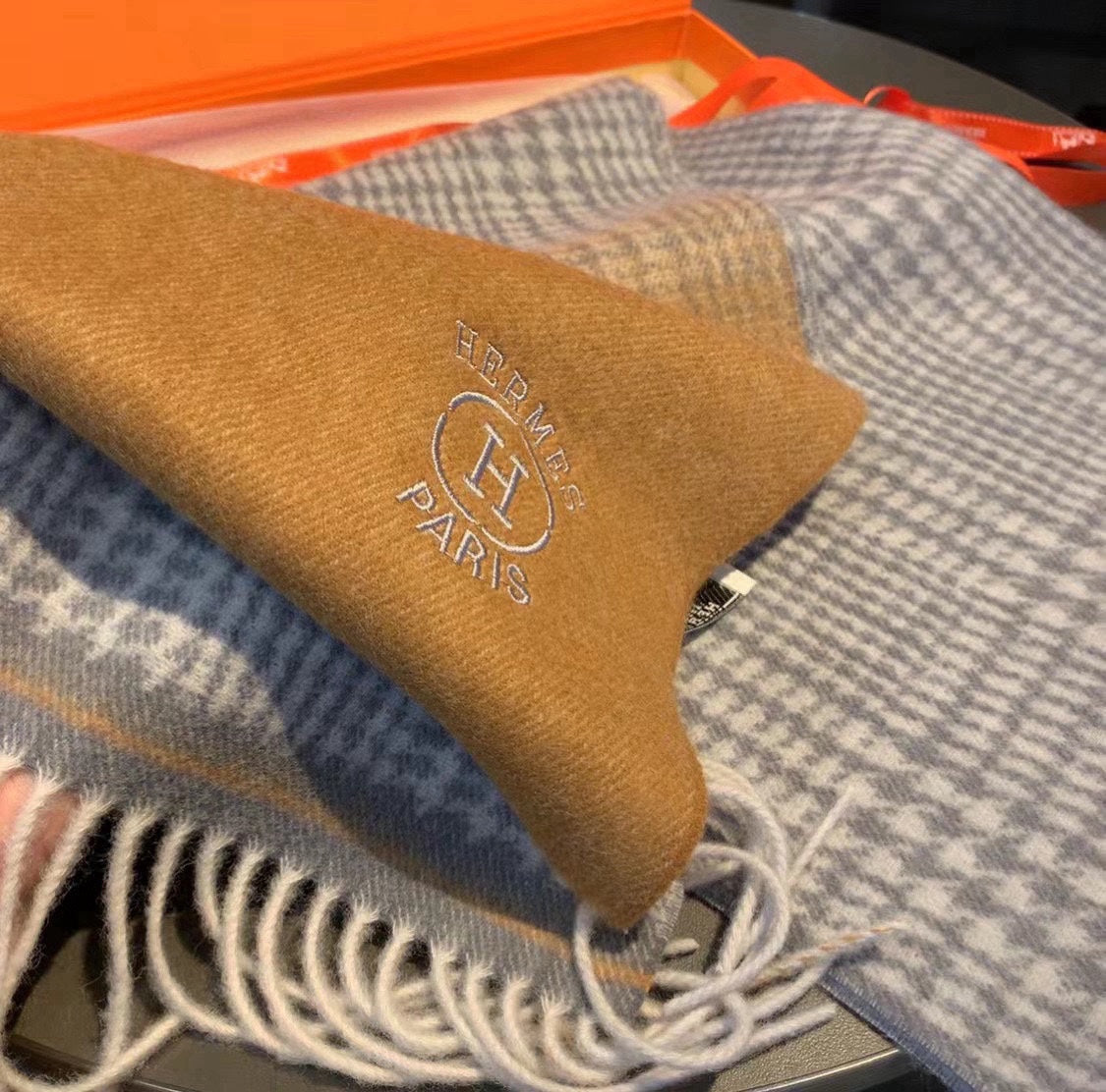Scarf 180 CM Light Brown Gradient Grey Caro Cashmere 398223