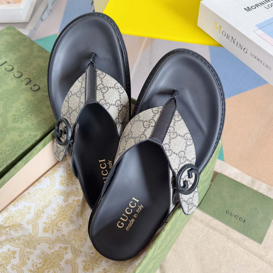 GG Men's Thong Sandals Brown Canvas 558135