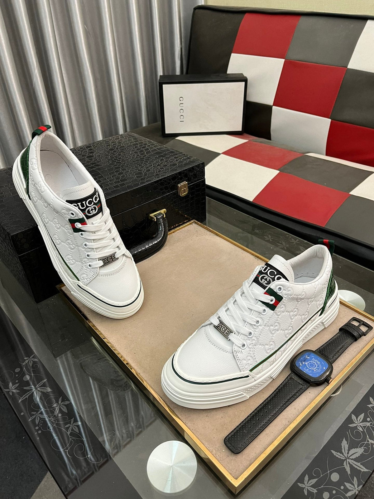 GG Men's ACE Sneaker White Green Embossed Cowhide 543293