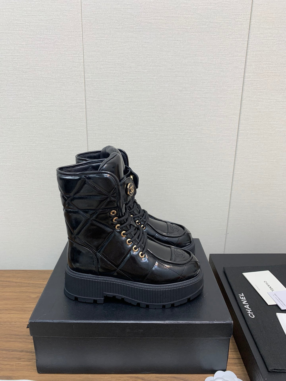 CC Short Boots 30mm Gloosy Black Cowhide