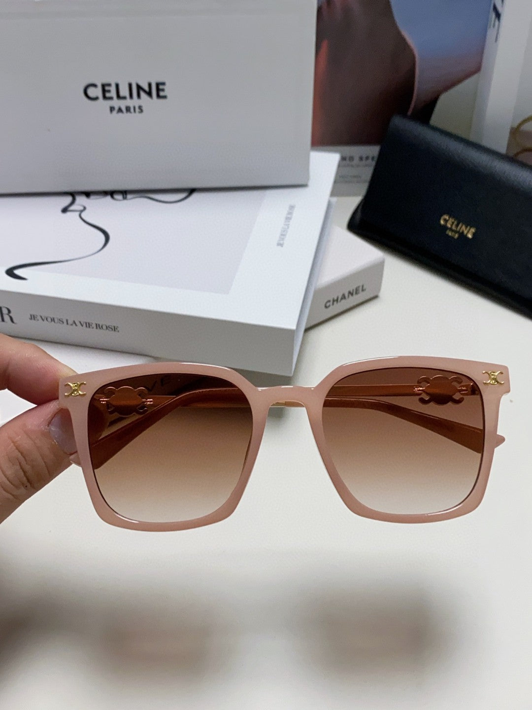 TRIOMPHE SUNGLASS 497815 IN PINK CLEAR METAL
