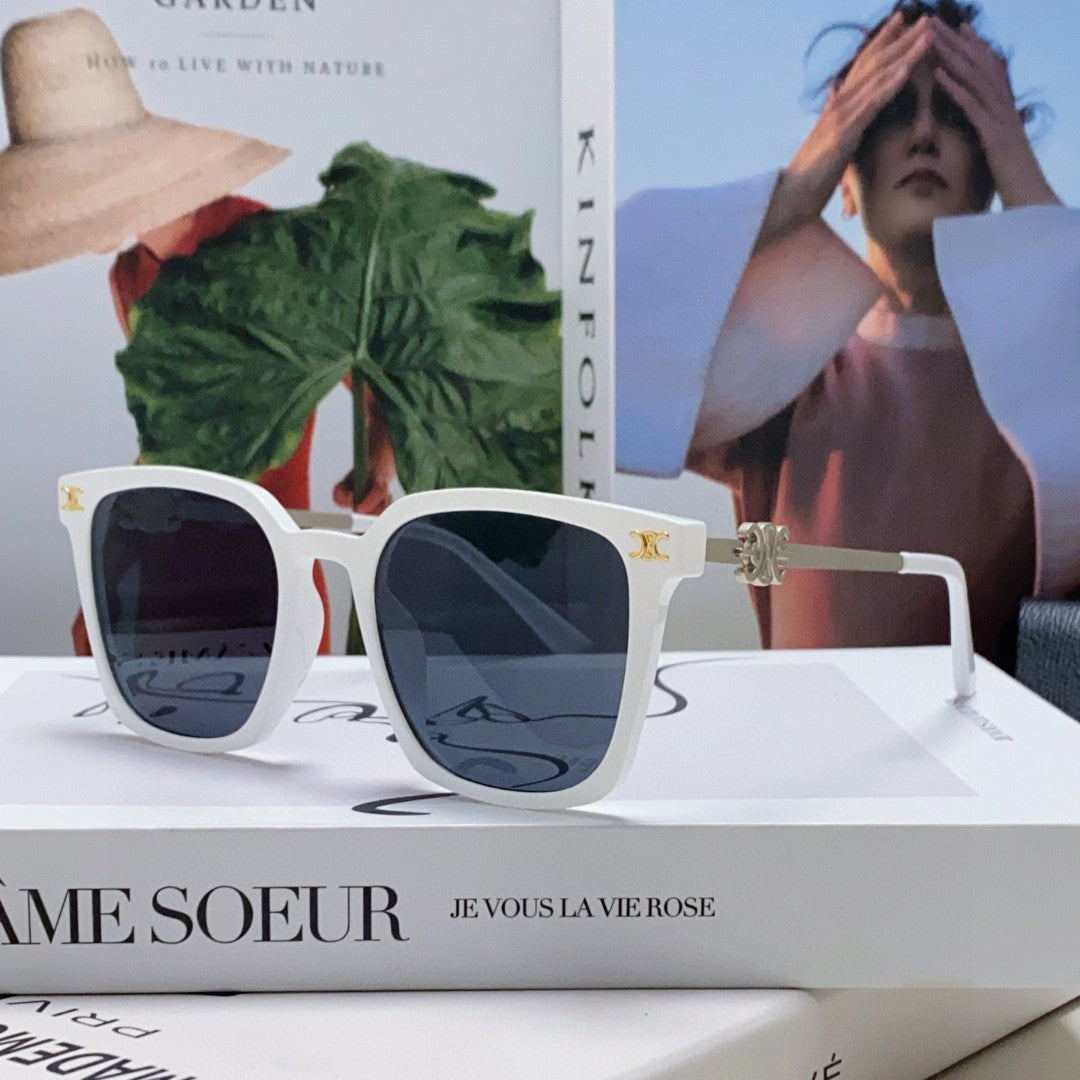 TRIOMPHE SUNGLASS 497817 IN WHITE METAL BLACK LENSES