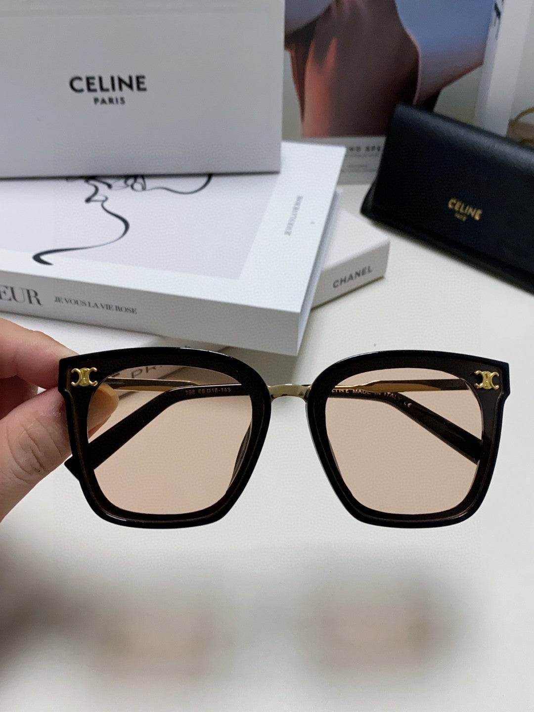 TRIOMPHE SUNGLASSES 548589 IN BLACK ACETATE GRADIENT SMOKE LENSES