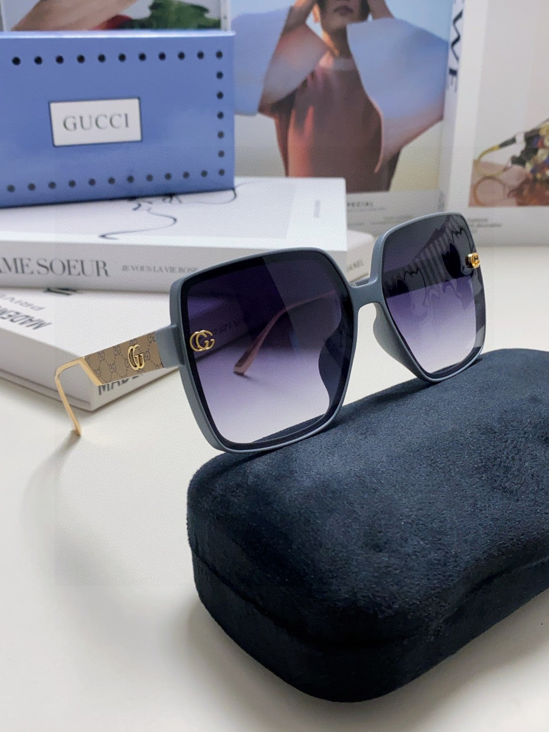 SQUARE FRAME SUNGLASSES  567447 IN ACETATE