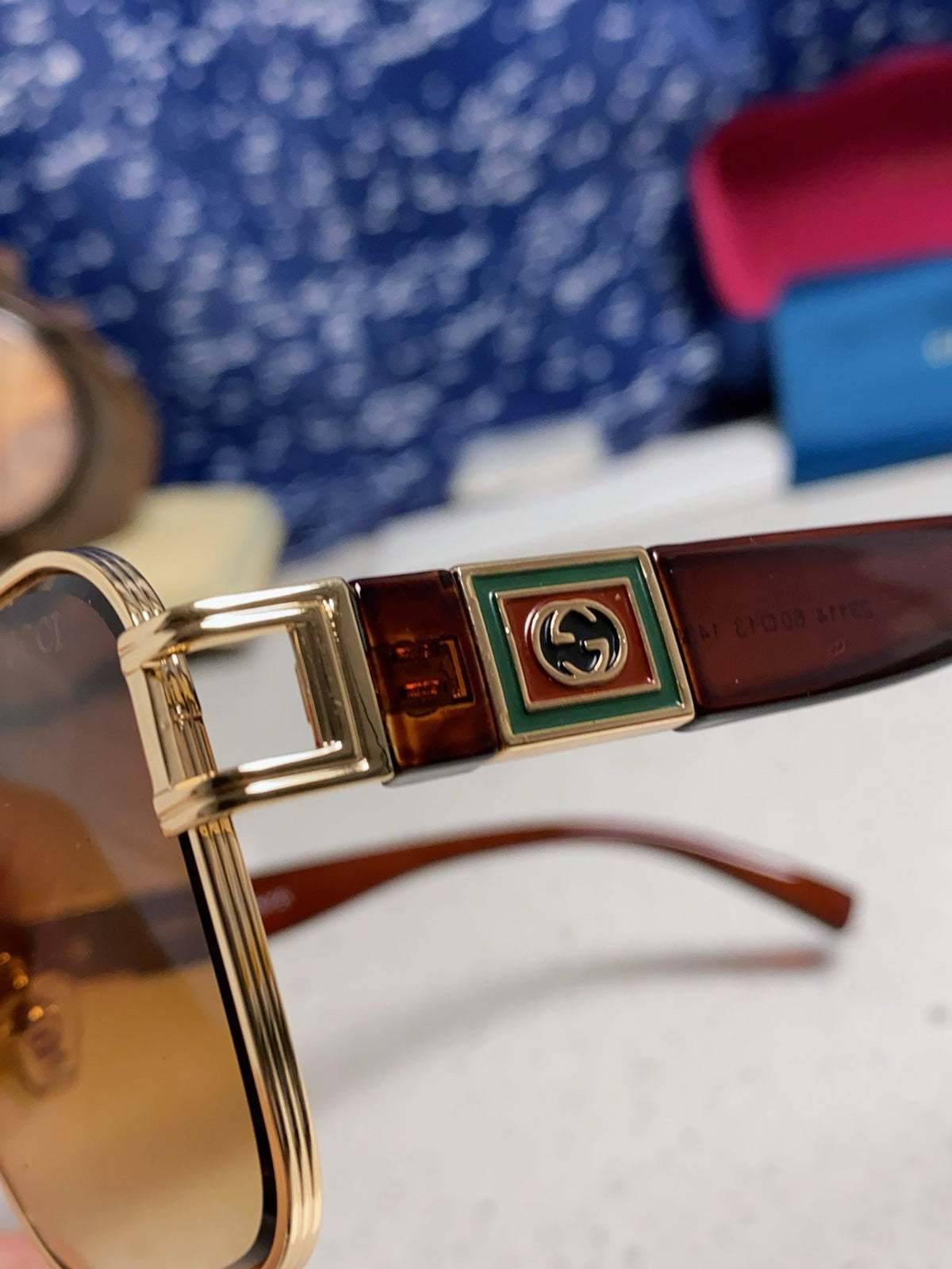 SQUARE FRAME SUNGLASSES 576906 IN METAL