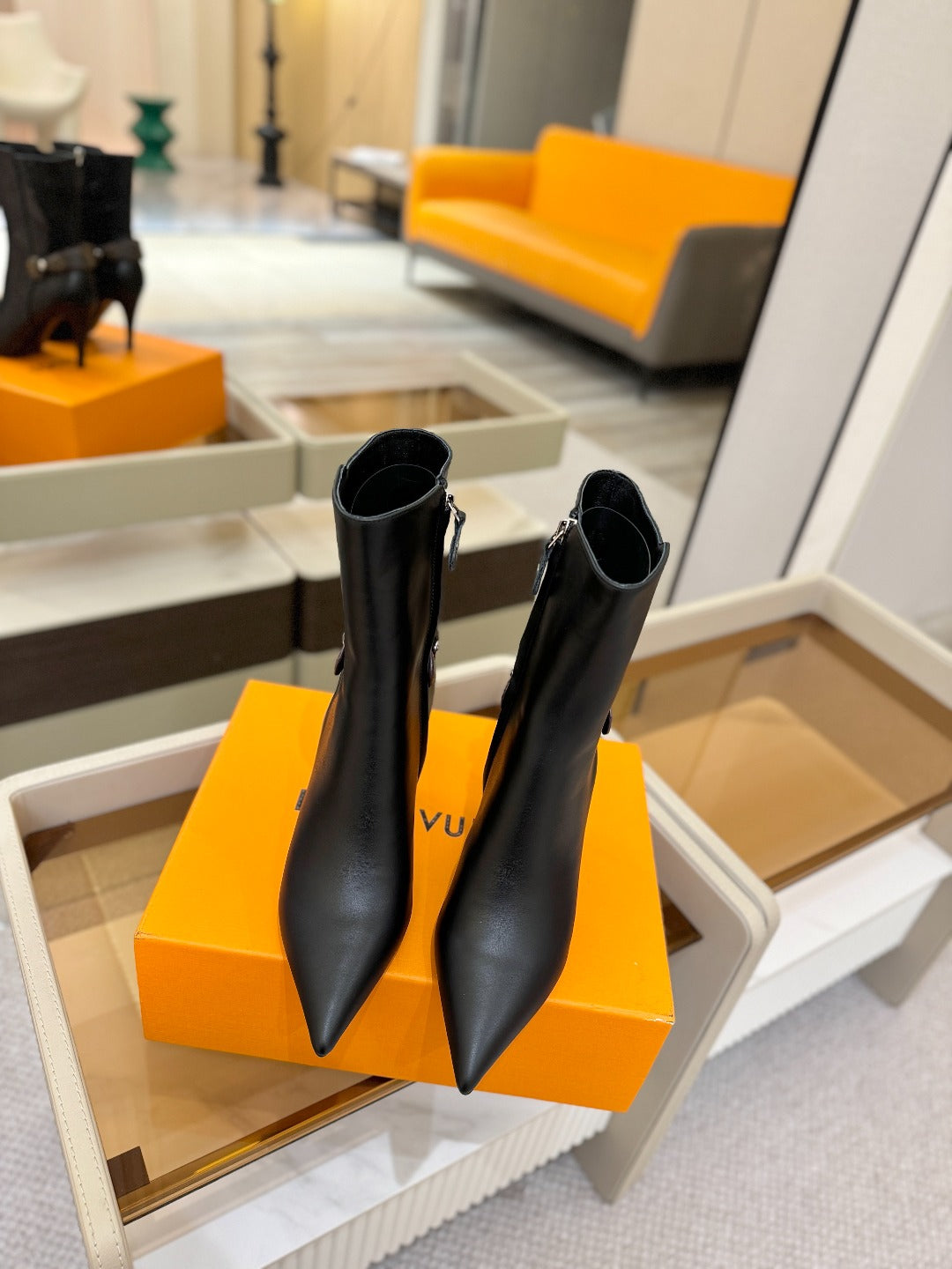 LV 25 Runway Ankle Boots 90 Black Calfskin 573863