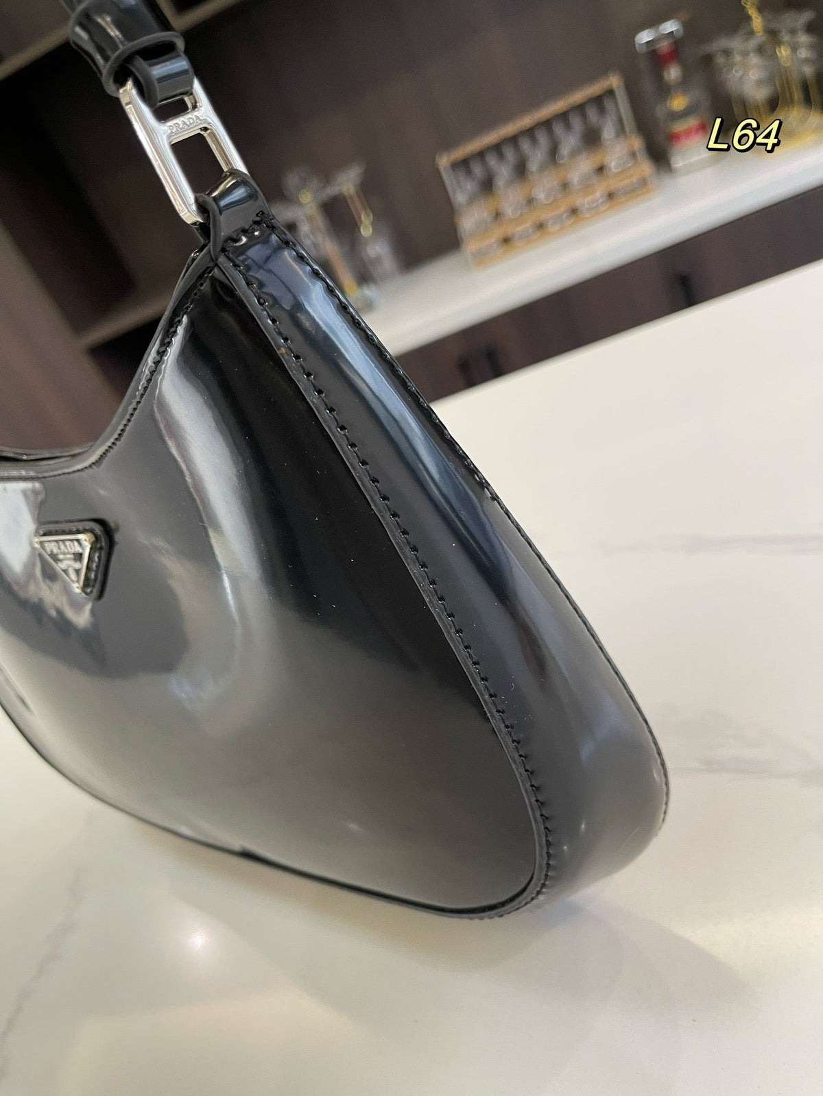 PRA 30 CLEO SHOULDER BAG IN BLACK BRUSHED LEATHER